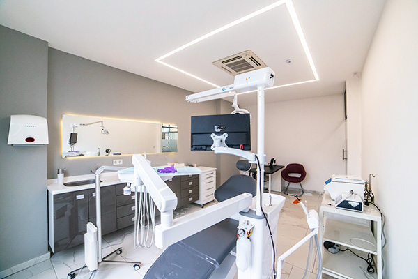 Focus Dental Clinic Implant Center
